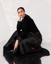 Load image into Gallery viewer, L02