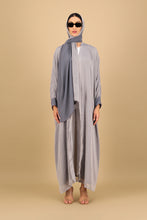 Load image into Gallery viewer, B03