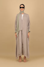 Load image into Gallery viewer, B03